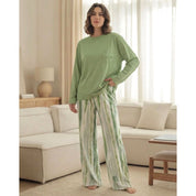 Best Slogan Ladies Pajama Set - Green