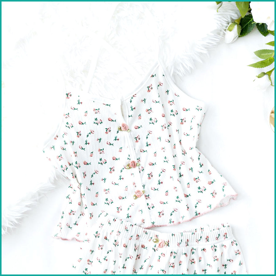 Floral Button Ladies Crop Sleeveless T-Shirt with Shorts - White