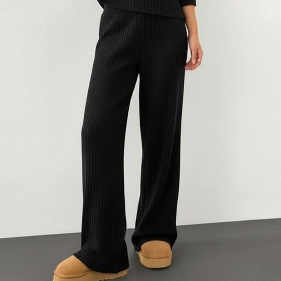 Line V-Neck Ladies Pajama Set - Black