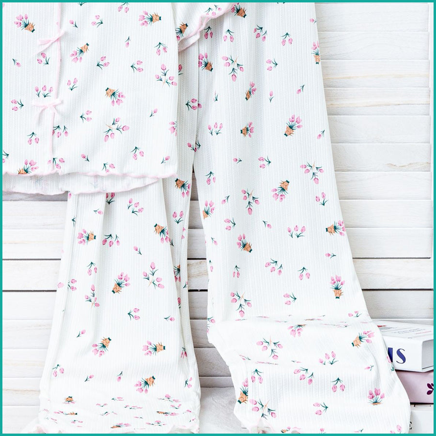 Tulips Ladies Crop T-Shirt Loungewear Pajama Set - White