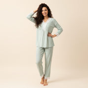Ladies Loungewear with a Touch of Lace - Green
