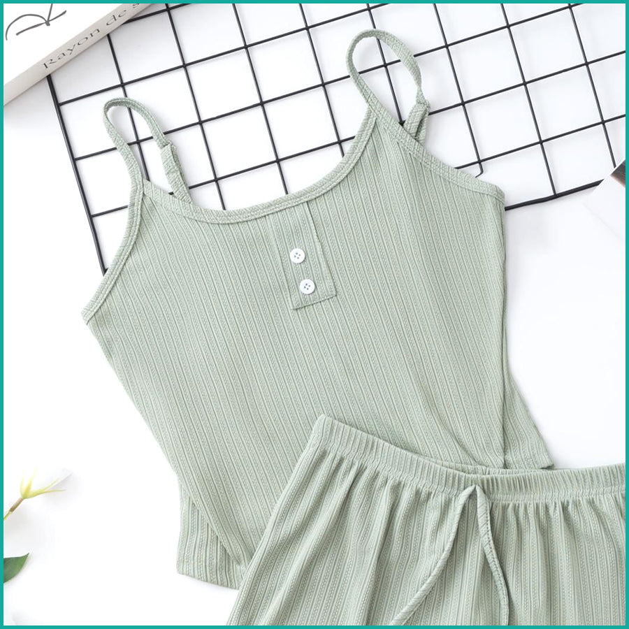 Plain 2 Buttons Ladies Shorts Set - Green