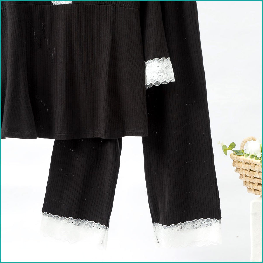 Ladies Loungewear with a Touch of Lace - Black