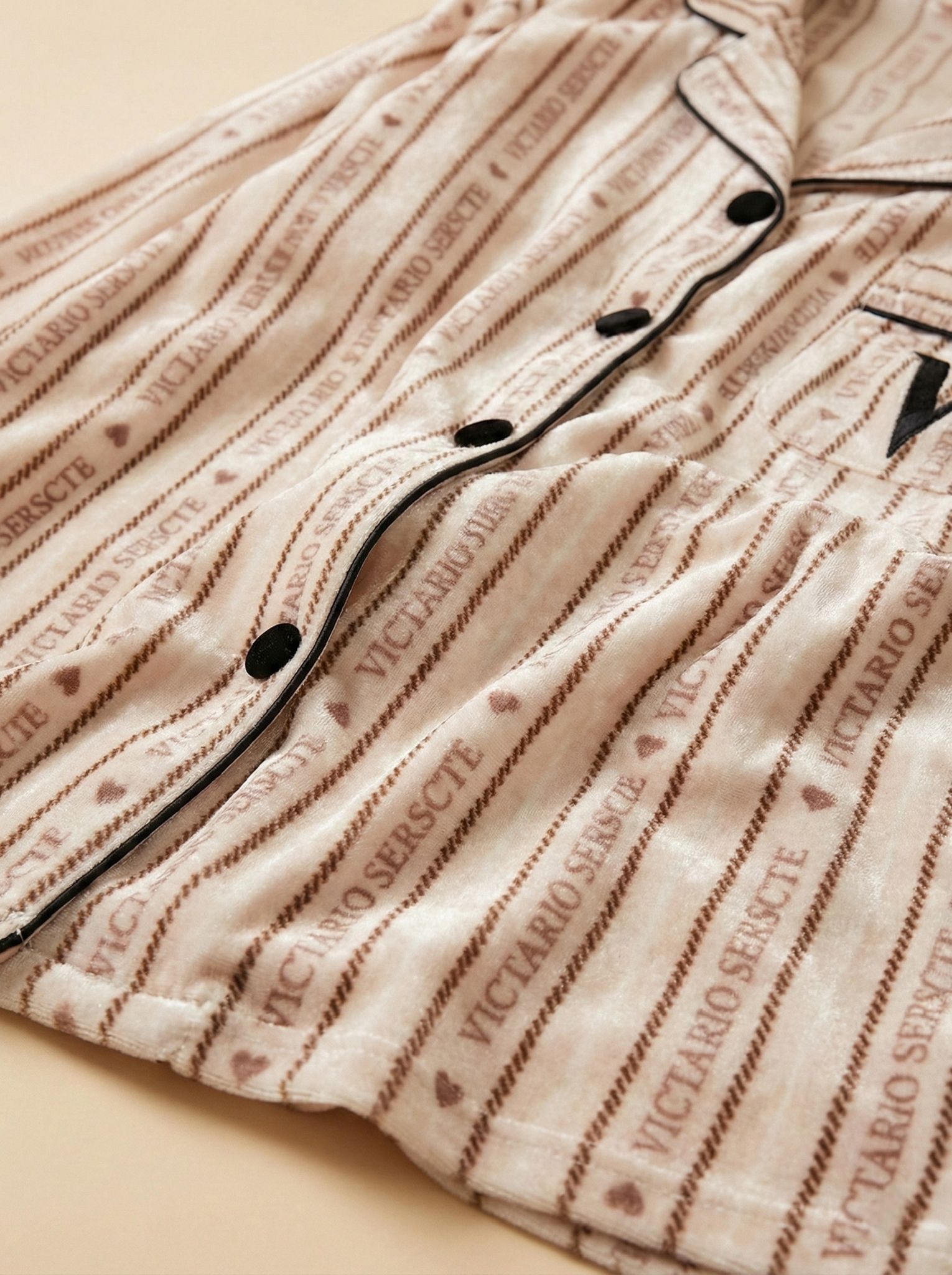 Ladies Velvet Material Loungewear Set